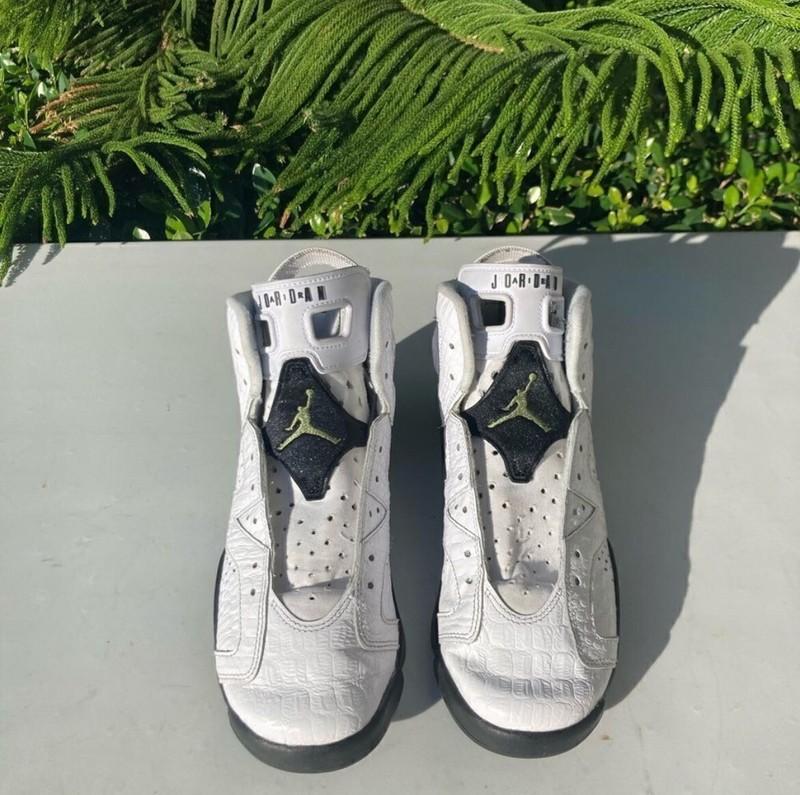 Jordan 6 Retro White and Black Alligator Shoes Boys Size: 7Y