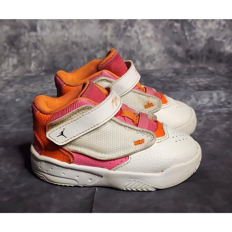 Jordan Max Aura 4 Shoes Girls 6 C WNBA Sneakers Toddler High Top Leather