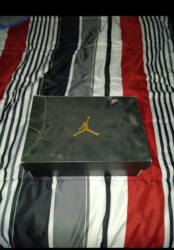 Jordan Retro 4 Royalty