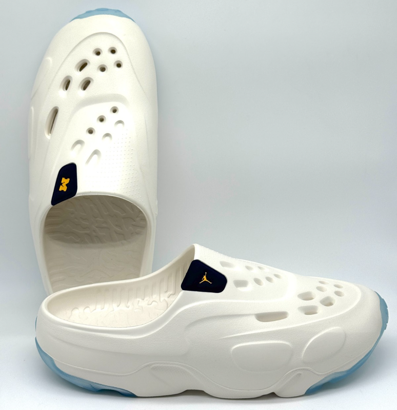 Jordan Roam University Michigan Player Exclusive Slides Sz 10 New Rare Wolverine