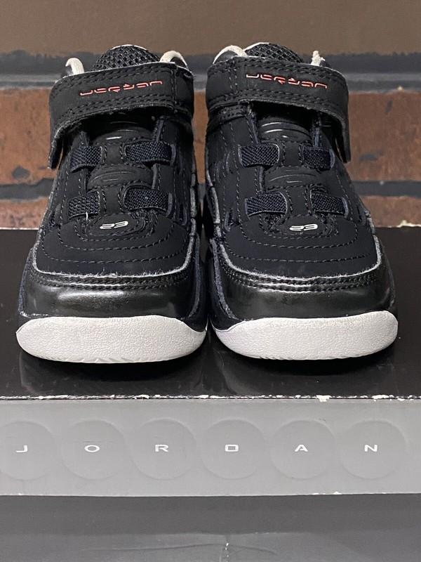 Jordan Shoes Toddler 4C Hallowed Ground (TD) Black Red White 375367-063