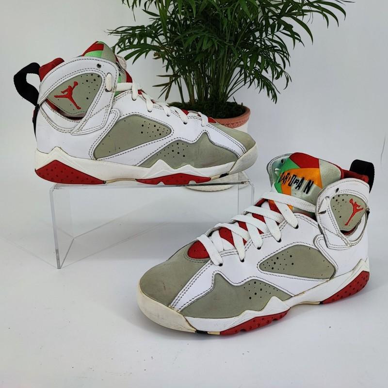 Jordan Youth 7 Retro Gray Leather Sneakers Size 4.5