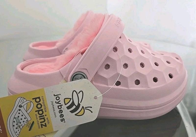 Joybees Kids Size J2 Varsity Lined Removable fur. New Without Box