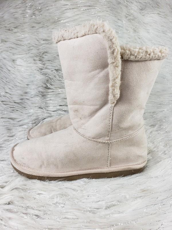 JUSTICE Girls Size 4 Slip On Faux Fur Booties Cream Ivory Style 120409