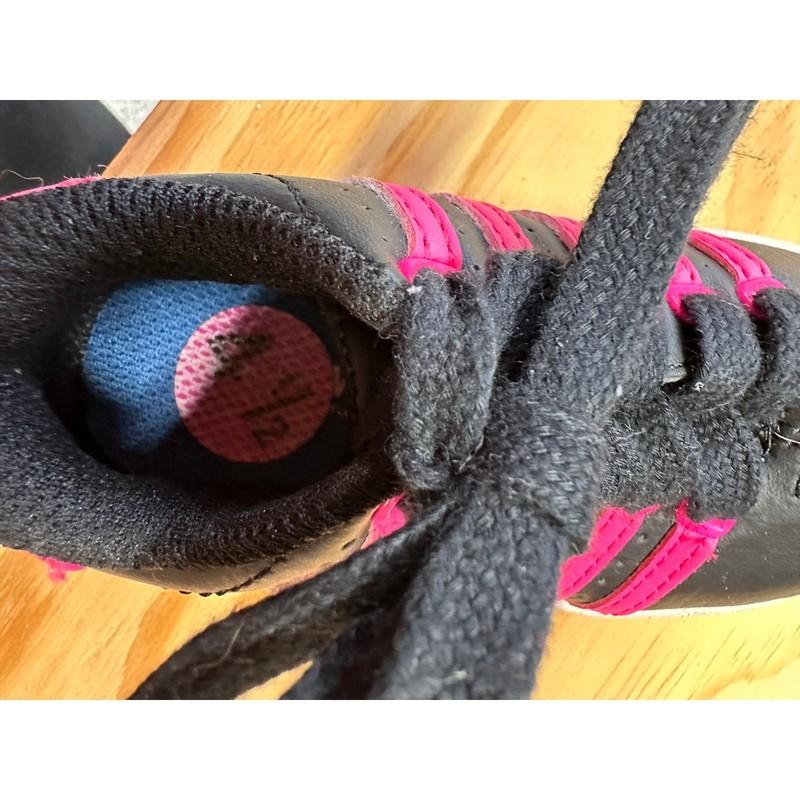K-Swiss Toddler Size 5 Sneakers Black Pink