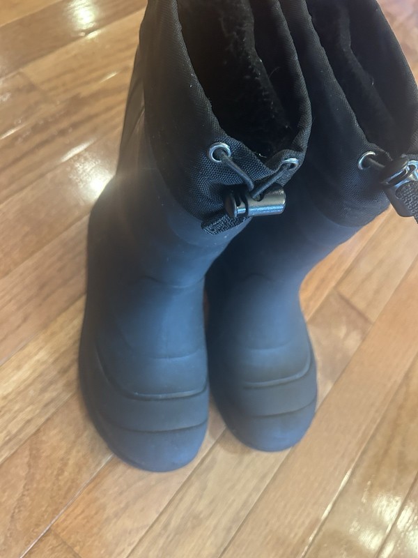Kamik Snobuster 1 Insulated Waterproof Winter Boots Size 4