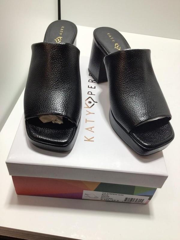 KATY PERRY Women's THE SURRPRISE SLIDE Shoes BLACK Size 9M KP2729-BLK NIB