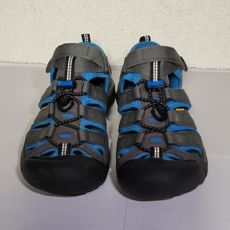 Keen Boys Size 2 Gray Blue Newport H2 Waterproof Hiking Sport Sandals