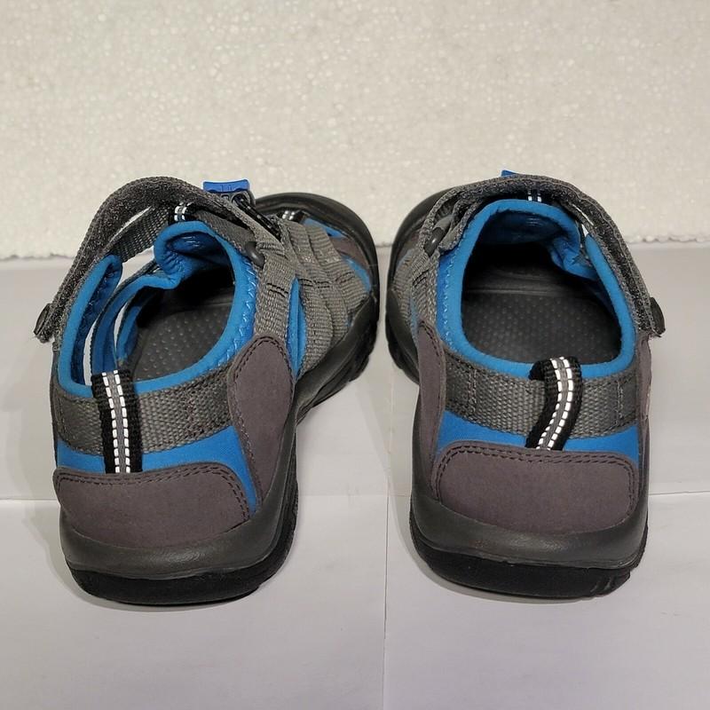 Keen Boys Size 2 Gray Blue Newport H2 Waterproof Hiking Sport Sandals