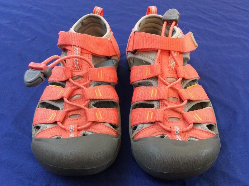 Keen Coral Pink And Gray Girls Size 3 Waterproof Hiking Sport Sandals EUC