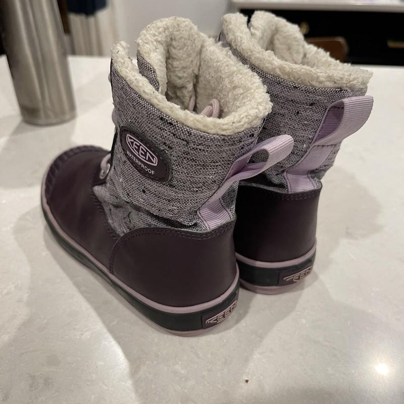 Keen Elsa Snow Shearling Leather Boots 1015259 Youth Size 2