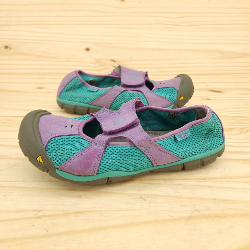 Keen Girls Shoes Sz 6 Blue Purple Outdoor Flats Comfort Water Slip On