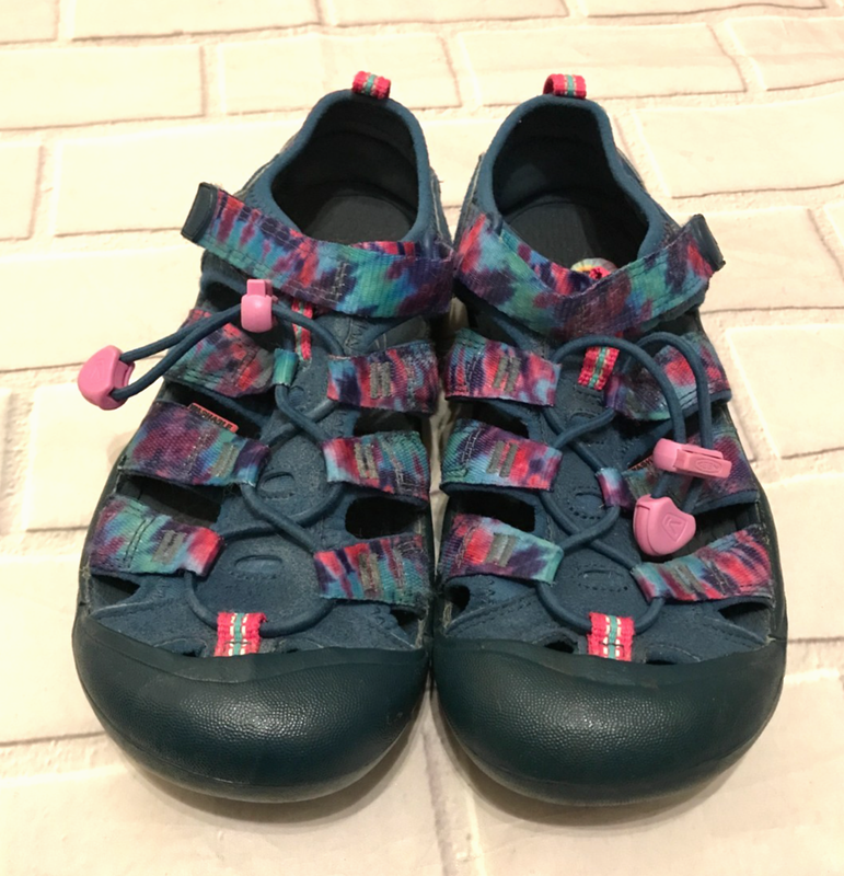 Keen Little Girls Newport H2 Size 3 Outdoor Hiking Sandal Blue Tie Dye