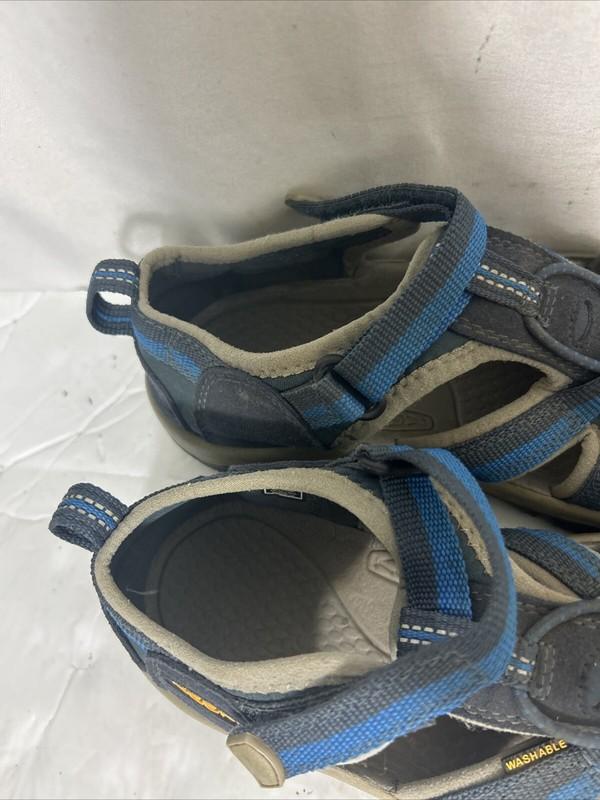 KEEN NEWPORT Boy's Hiking Water Outdoor Sandals Size 3