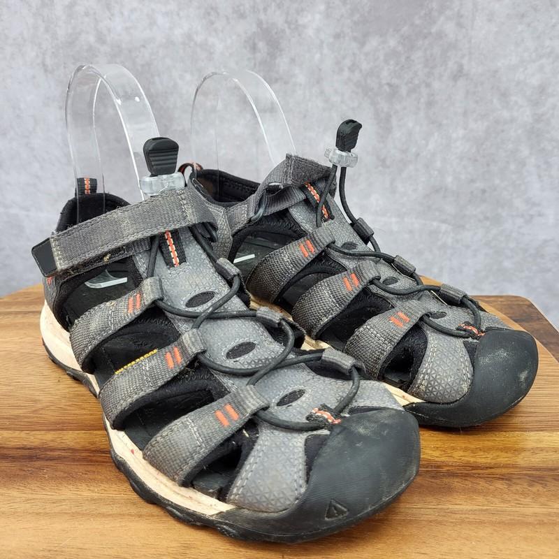 Keen Newport H2 Sandals Boys 5 Gray Closed Toe Hiking Water Shoes Sport Outdoor