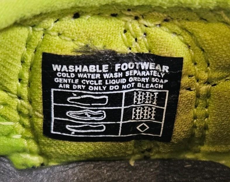 Keen Newport H2 Sandals Toe Protection Black Green Size 8 Youth Kids Boys