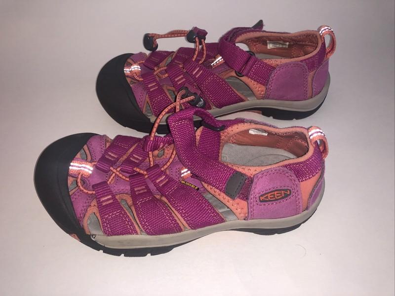 Keen Sz US 2 Kids Sport Trail Hiking Fisherman Water Pink Sandals Shoes