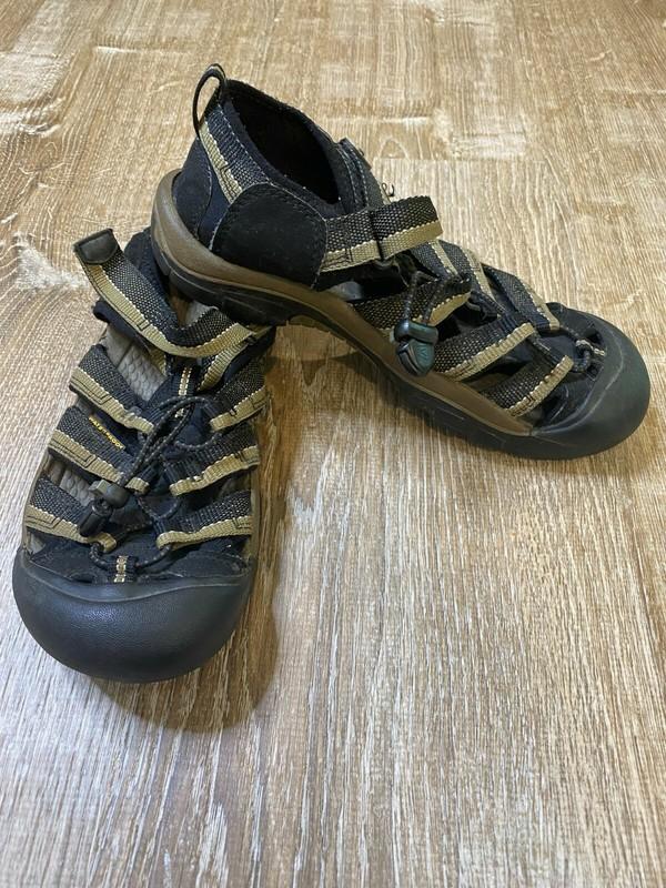 Keen Youth Boys Size 6 Sandals Waterproof Hiking Outdoor Shoe Olive Green Brown