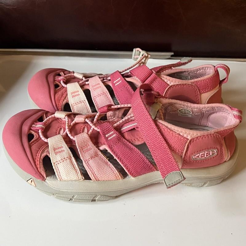 KEEN Youth Girls Newport H2 Pink Outdoors Sandals Size 5 US