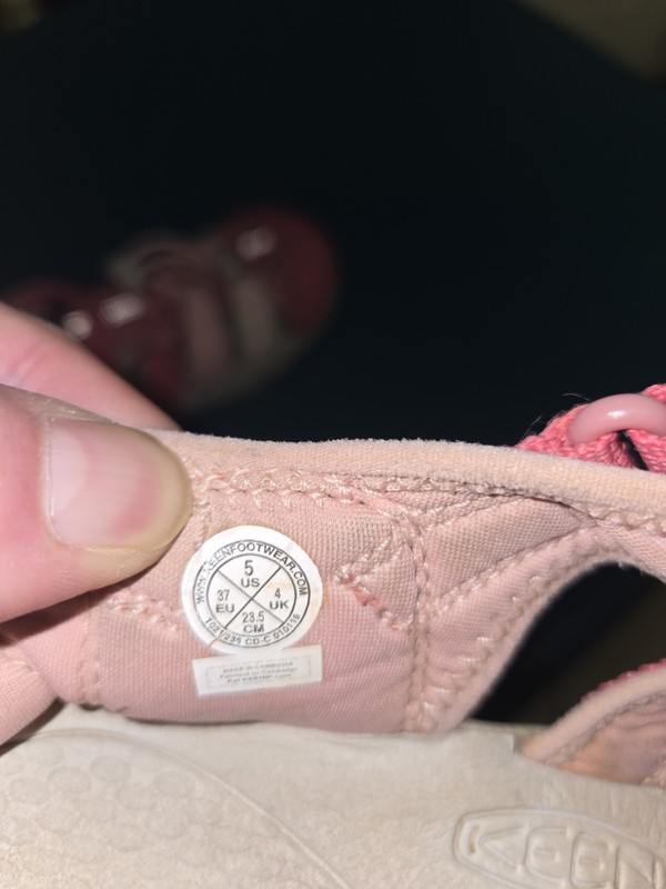 KEEN Youth Girls Newport H2 Pink Outdoors Sandals Size 5 US