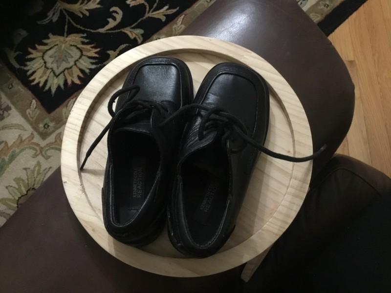Kenneth Cole Reaction Young Boys 10.5M Black T Flex SR Leather Dress Shoes