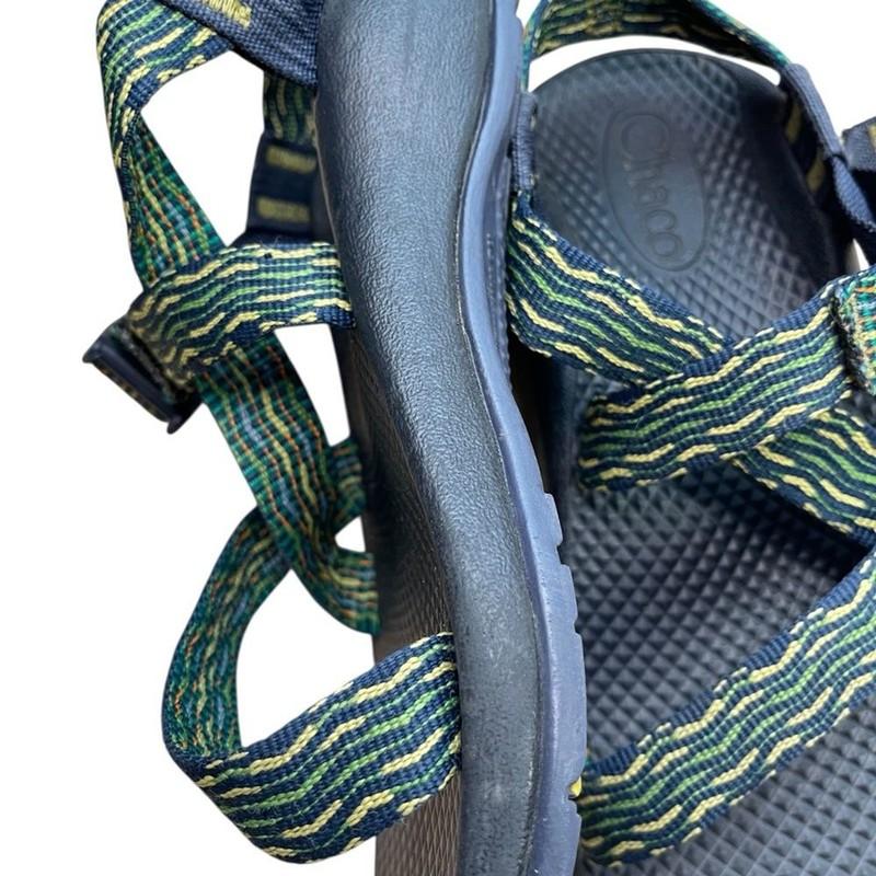Kids Chaco Sandals Size 2 BoxGA