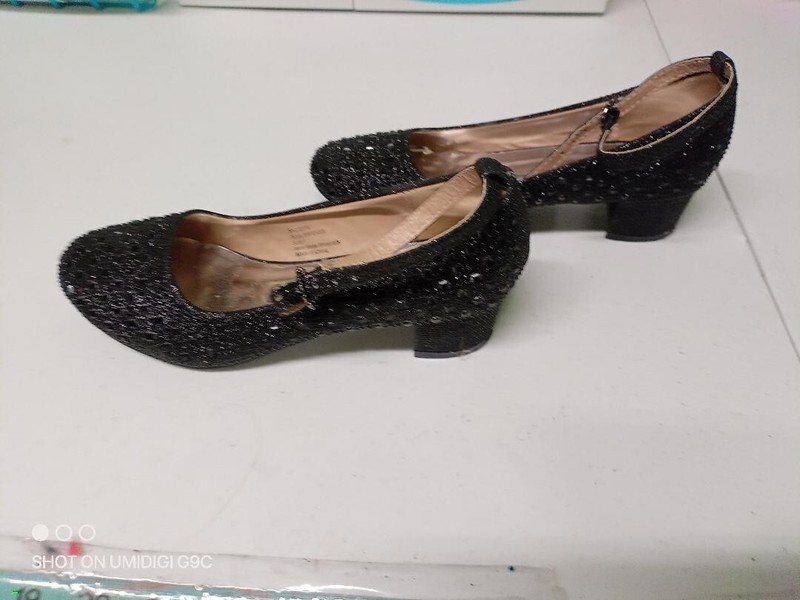 Kids Girls Shoes Various Sizes