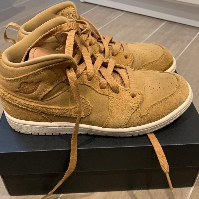 Kids Sneakers Jordan 1 Mid Golden Harvest Sail (BP) Size 3 Y Or 35 Euro
