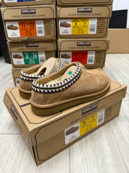 Kirkland “Unisex Shearling Slippers” Natural Comfort Genuine Sheepskin (Tan) NEW