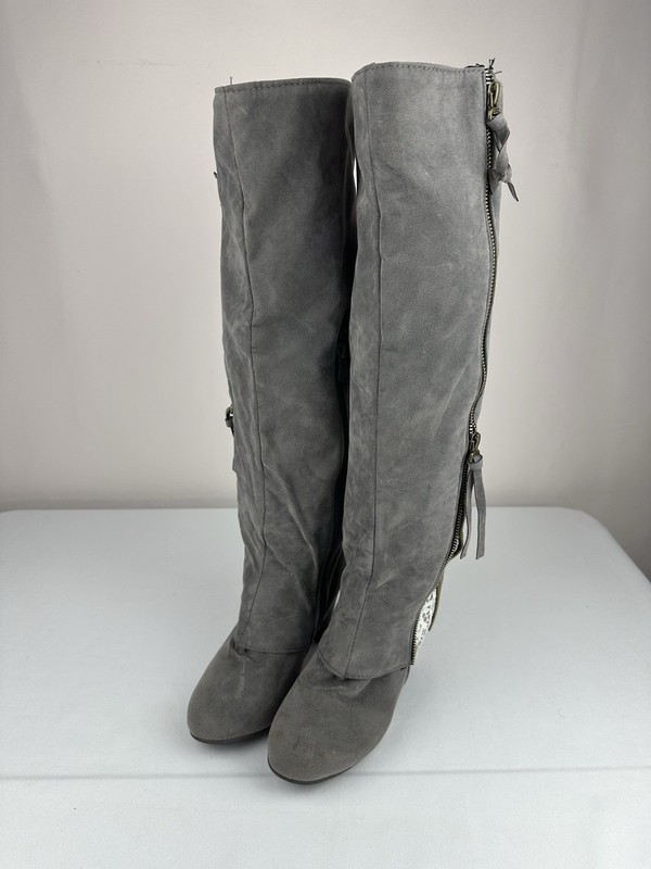 Knee High Boots Gray Lace Women’s Size 7 1/2