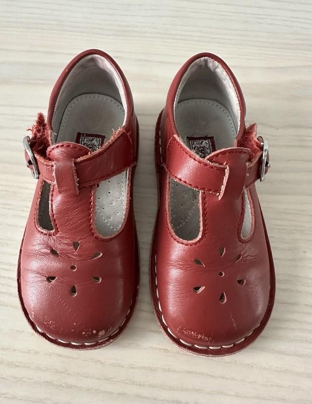 L'Amour Joy Classic Toddler Girl Red Mary Jane Shoes Size 7