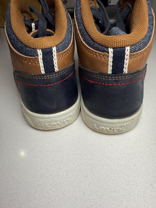 Levi’s Boys High Top Shoes Size 4 Brown And Blue