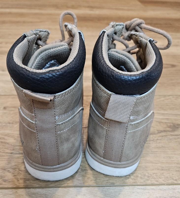 Levi Strauss & Co Kids Boots 49922-JJ15-kids Size 2 Youth