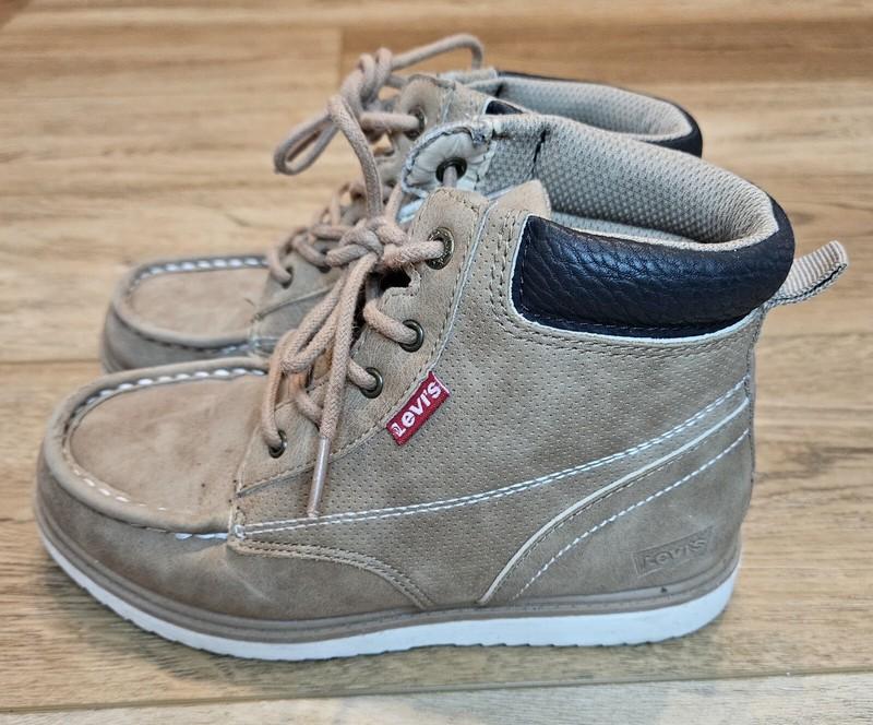 Levi Strauss & Co Kids Boots 49922-JJ15-kids Size 2 Youth