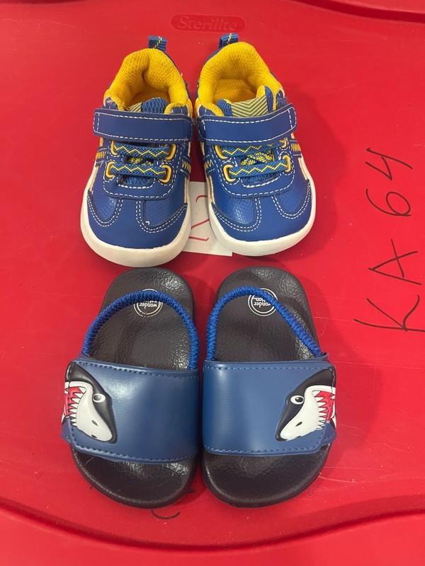 Lot of 2 pair Wonder Nation Toddler Baby Shoes Size 3: Sneakers & Flip Flops