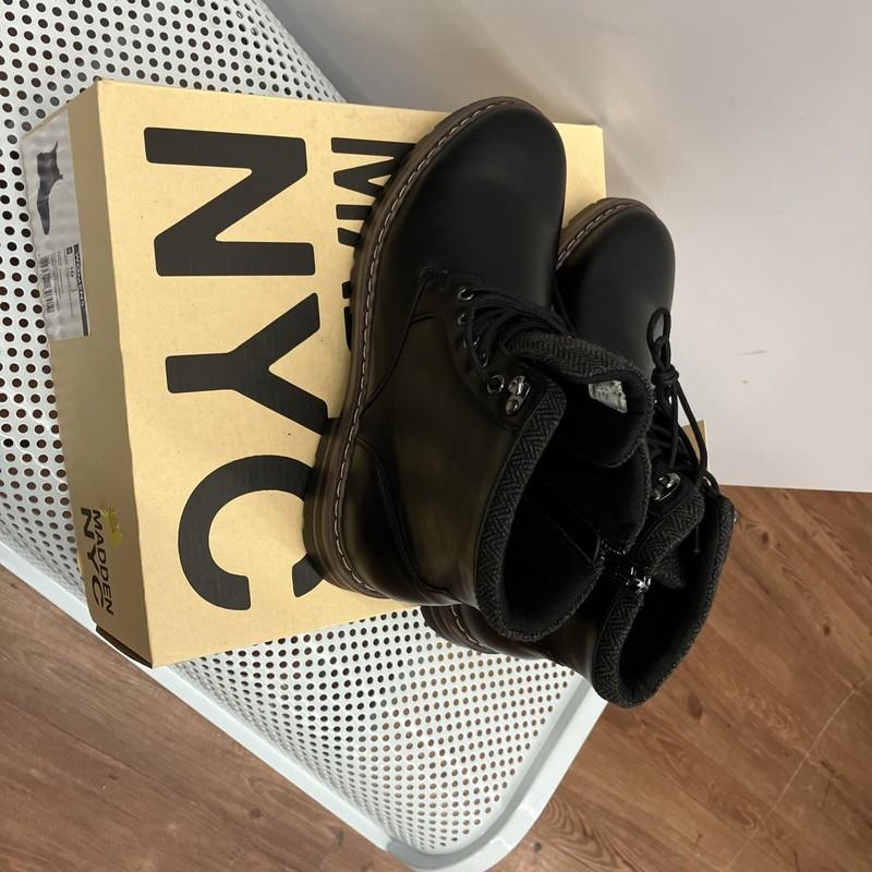 Madden NYC Women Black Boot Size 9.5 Brand New in a Box