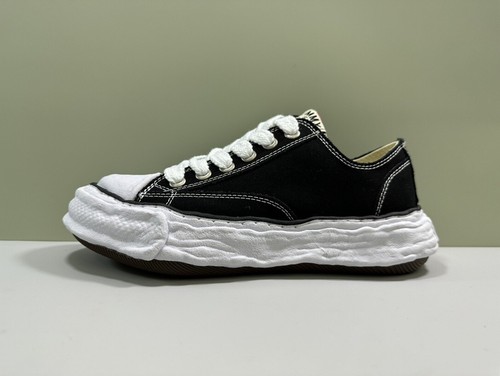 Maison Mihara Yasuhiro Man Shoes Black White Classic Low Tops