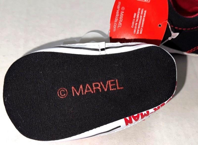 MARVEL Baby Shoes Red/black SPIDERMAN Motif Size 3-6 Months