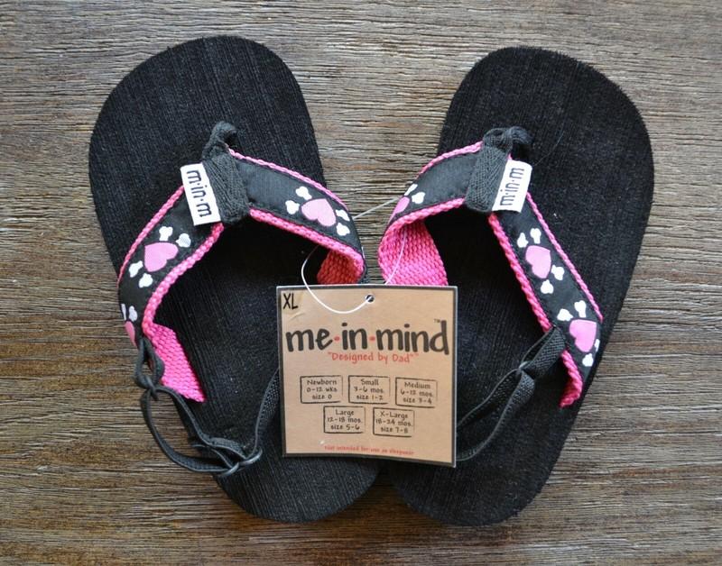 Me in Mind Toddler Sandals - XL 18-24 Months Size 7-8. Heart and Crossbones