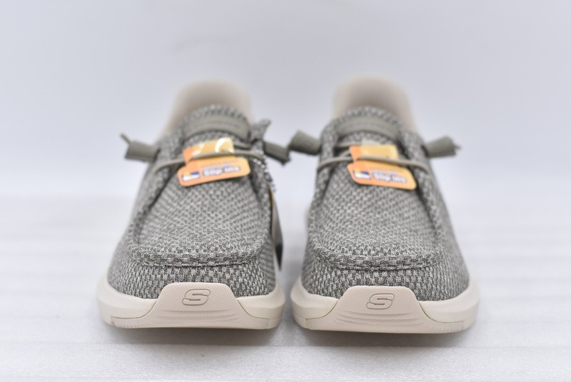 Men's Skechers Parson Arcadian Slip-In Slip-In Sneaker Taupe Size 9.5. 205343