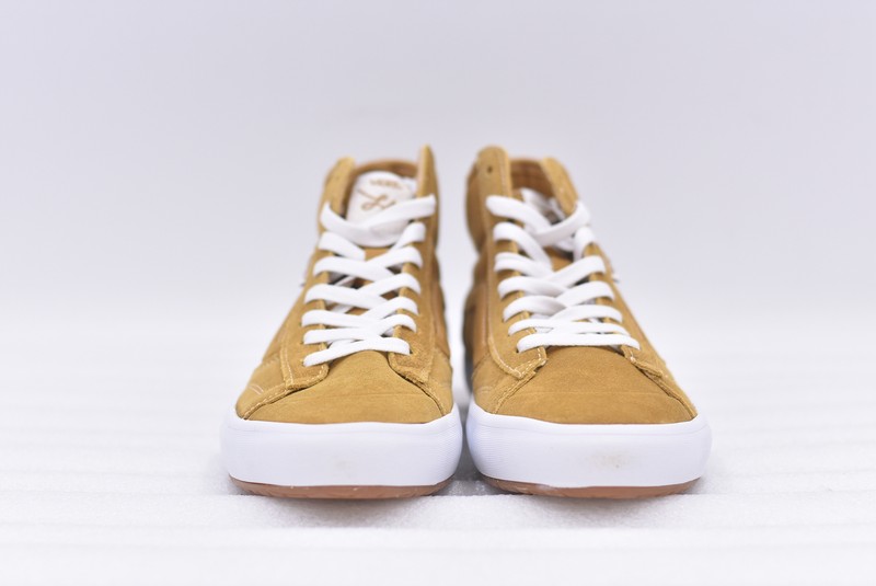 Men's Vans The Lizzie Suede High Top Sneakers In Gold & White Size 9.5