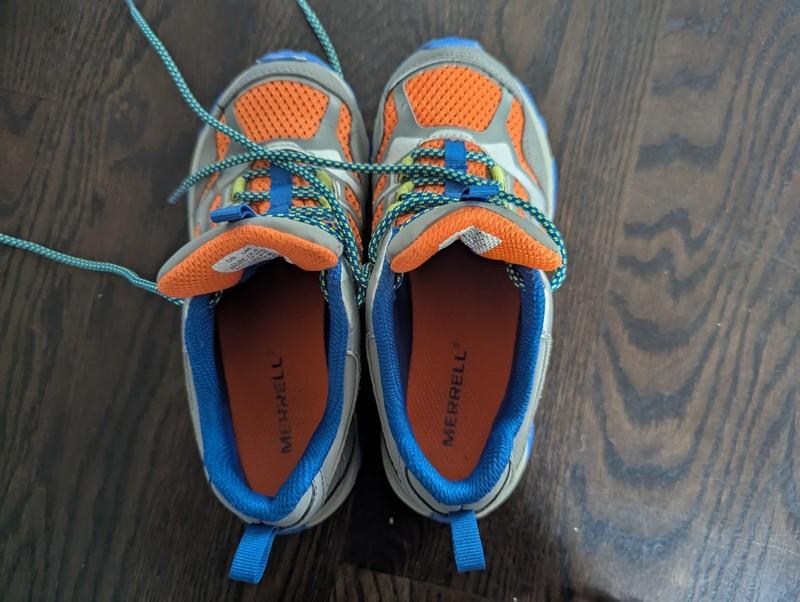 Merrill Boys Hiking Shoes Low Top Size 13.5 Youth