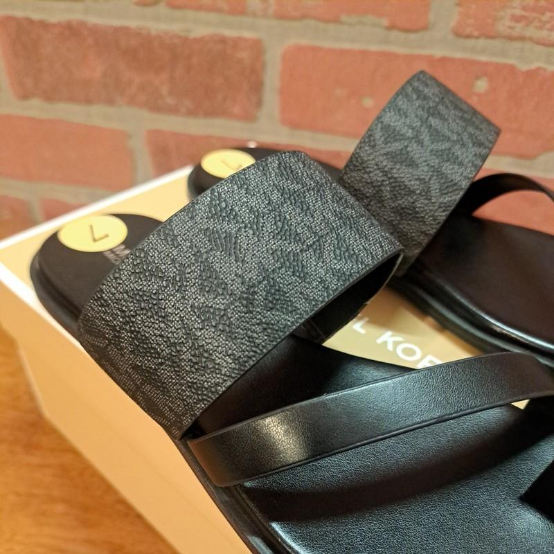 Michael Kors Nelson Flat Sandal Black Size 7.0M Brand New