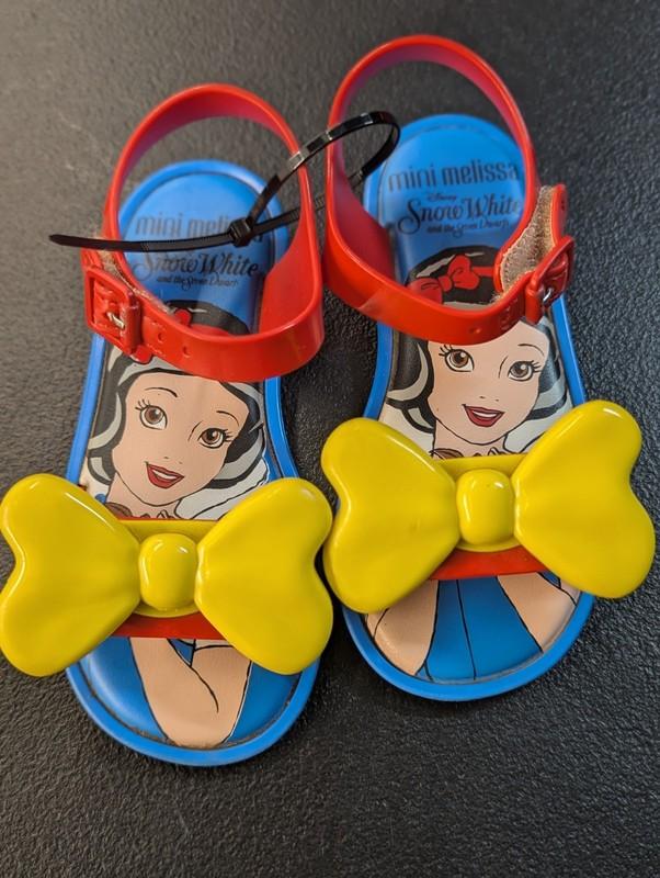 Mini Melissa Girls Snow White Sandals Size 10
