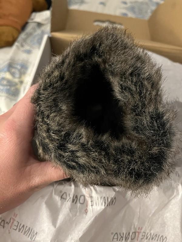 Minnetonka Shoes Women's Size 7M Black Everett Water Resistant Faux Fur Boots