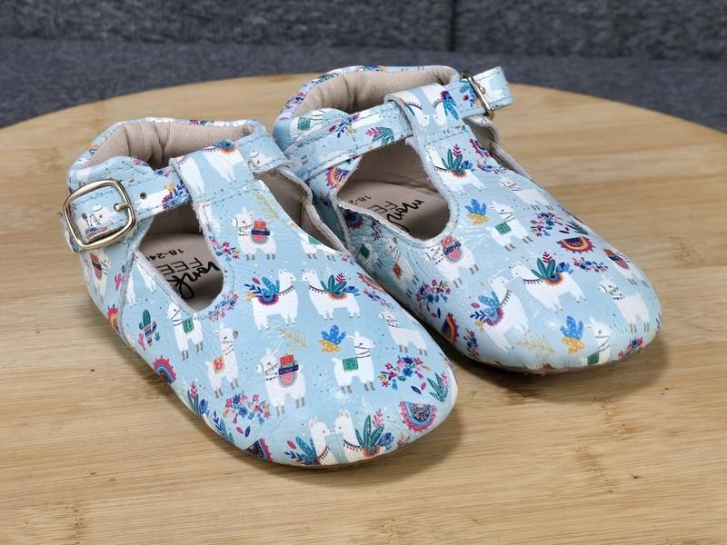 Monkey Feet Girl’s Shoes Sz 18-24 Months Leather T Strap Buckle Llamas Cactus