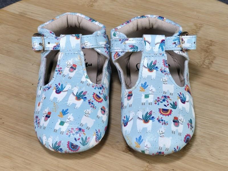 Monkey Feet Girl’s Shoes Sz 18-24 Months Leather T Strap Buckle Llamas Cactus
