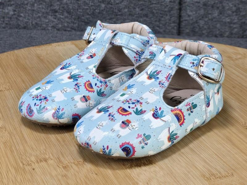 Monkey Feet Girl’s Shoes Sz 18-24 Months Leather T Strap Buckle Llamas Cactus