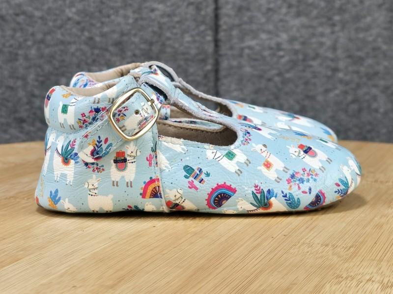 Monkey Feet Girl’s Shoes Sz 18-24 Months Leather T Strap Buckle Llamas Cactus