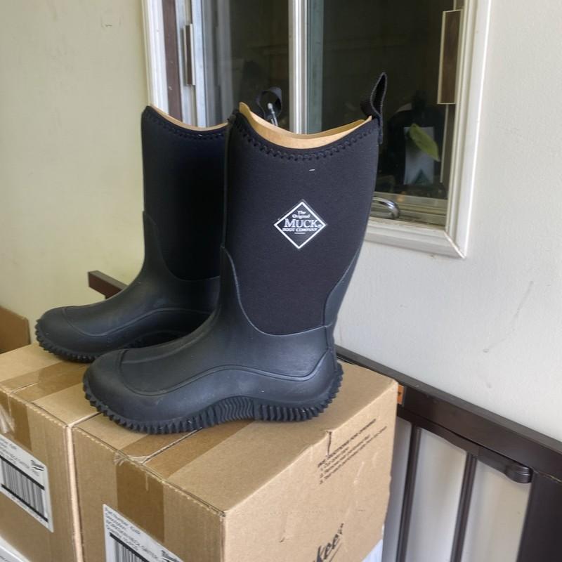 Muck Boot KIDS Youth SIZE 1 Black New In Box